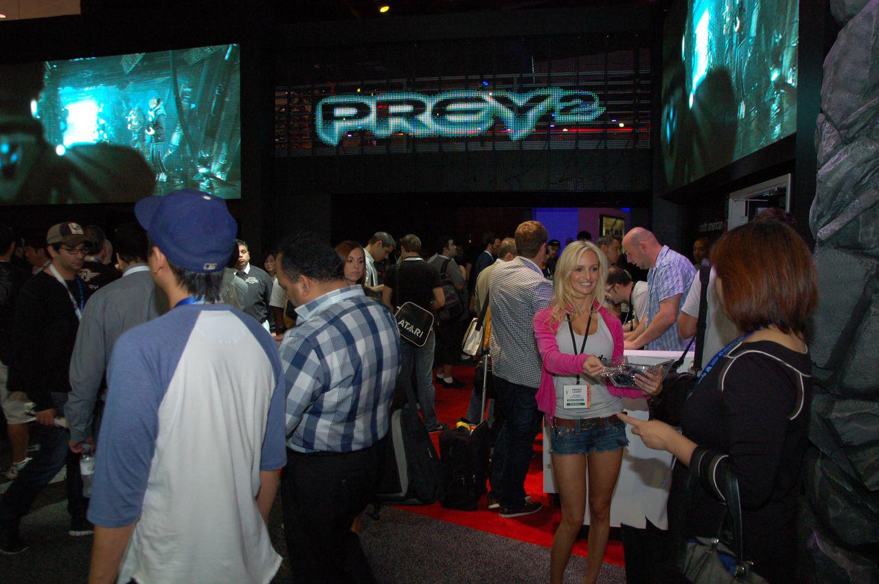 [08/06/2011] Messe-Babes auf der E3 2011 in Los Angeles. (32)