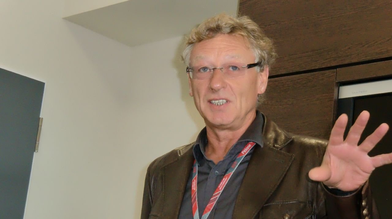 [25/07/2011] F1-Streckenarchitekt Herman Tilke erklärte sehr anschaulich seine interessante Arbeit.