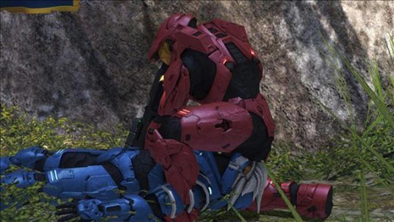 [23/09/2011] Auf dem Leichnam des getöteten Feindes rumturnen: Tea-Bagging in dem Konsolen-Shooter Halo.