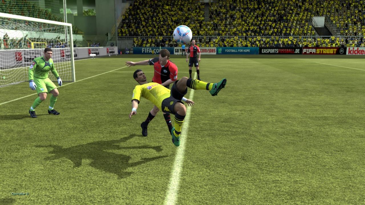 [22/09/2011] FIFA 12 im Test: Wir testen Electronic Arts' Fußball-Simulation auf Spielspaß-Qualitäten. (1)