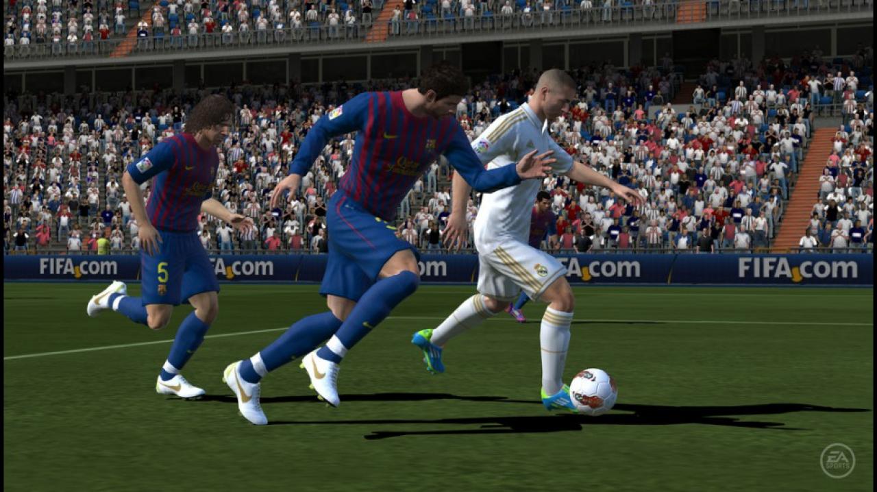 [24/10/2011] Sportspiel des Jahres: Die Fußball-Krone setzt sich auch dieses Jahr EAs FIFA 12 (68,5%) auf. Konkurrent Pro Evolution Soccer 2012 (10,3%) landet nur auf Platz 3 hinter NBA 2K12 (11,1%).