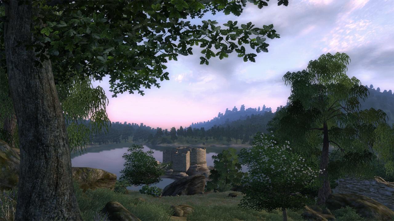 [12/10/2011] TES 4: Oblivion - Von den gefährlichen Monstern mal abgesehen, hat Tamriel nur schöne Seiten. Bei ausgiebigen Spaziergängen durch dichte Wälder, vorbei an einsamen Dörfern und weiten Seen, verliert man schon mal die Questziele aus den Augen. Zur Morgen- und Abenddämmerung wird es richtig romantisch.