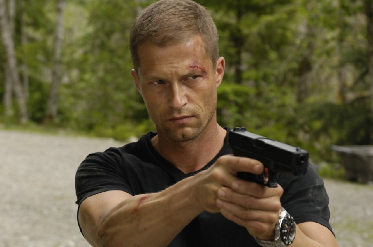 [14/12/2011] Til Schweiger in der Rolle des Jack Carver (Far Cry, 2008).