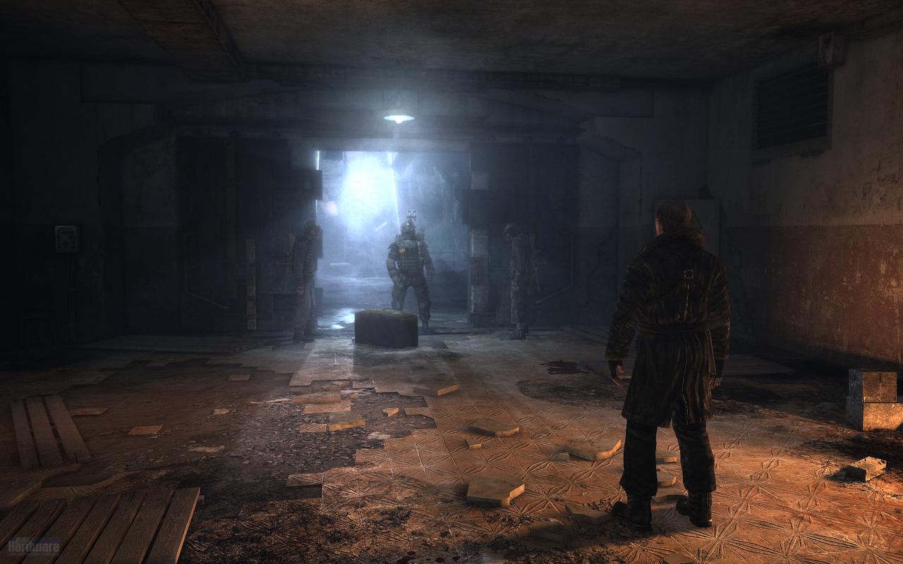 [09/01/2012] Metro 2033 macht hier keine Ausnahme. Der Überlebenskampf der Menschen in der Moskauer U-Bahn ist alles andere als fröhlich - sagt der Name schließlich schon. Der Titel basiert übrigens auf dem Endzeit-Roman des russischen Autors Dmitri Alexejewitsch Gluchowski.
