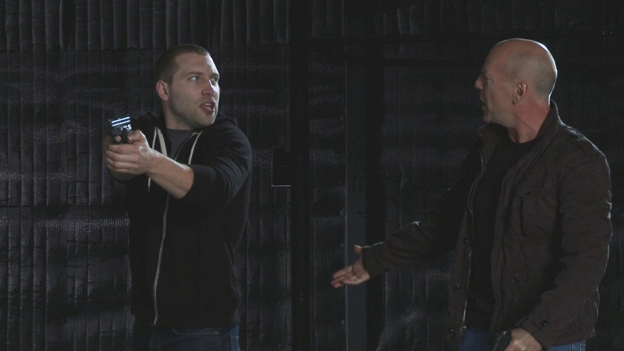 [23/02/2012] Yippi-ki-yay, motherfucker! Bruce Willis und Jai Courtney sind in Stirb langsam 5 - Ein guter Tag zum Sterben ein gutes Vater-Sohn-Gespann. (4)