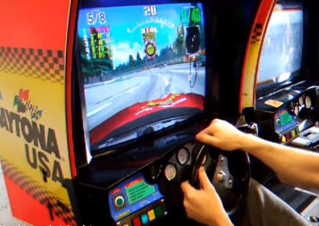 [13/04/2012] Die größten, kleinsten und freakigsten Arcade-Automaten der Welt. (2)