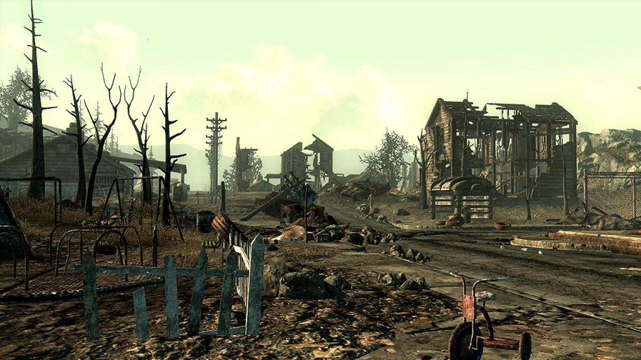 [24/04/2012] Fallout 3 / Fallout: New Vegas - Keine andere Rollenspiel-Reihe setzt den Überlebenskampf in einer post-apokalyptische Welt besser in Szene als Fallout. Neugierde und Entdeckerdrang werden belohnt, denn inmitten der spärlich besiedelten Wüstensteppe stößt ihr alle hundert Meter auf zerklüftete Ruinen, dunkle Höhlen und andere interessante Orte. 