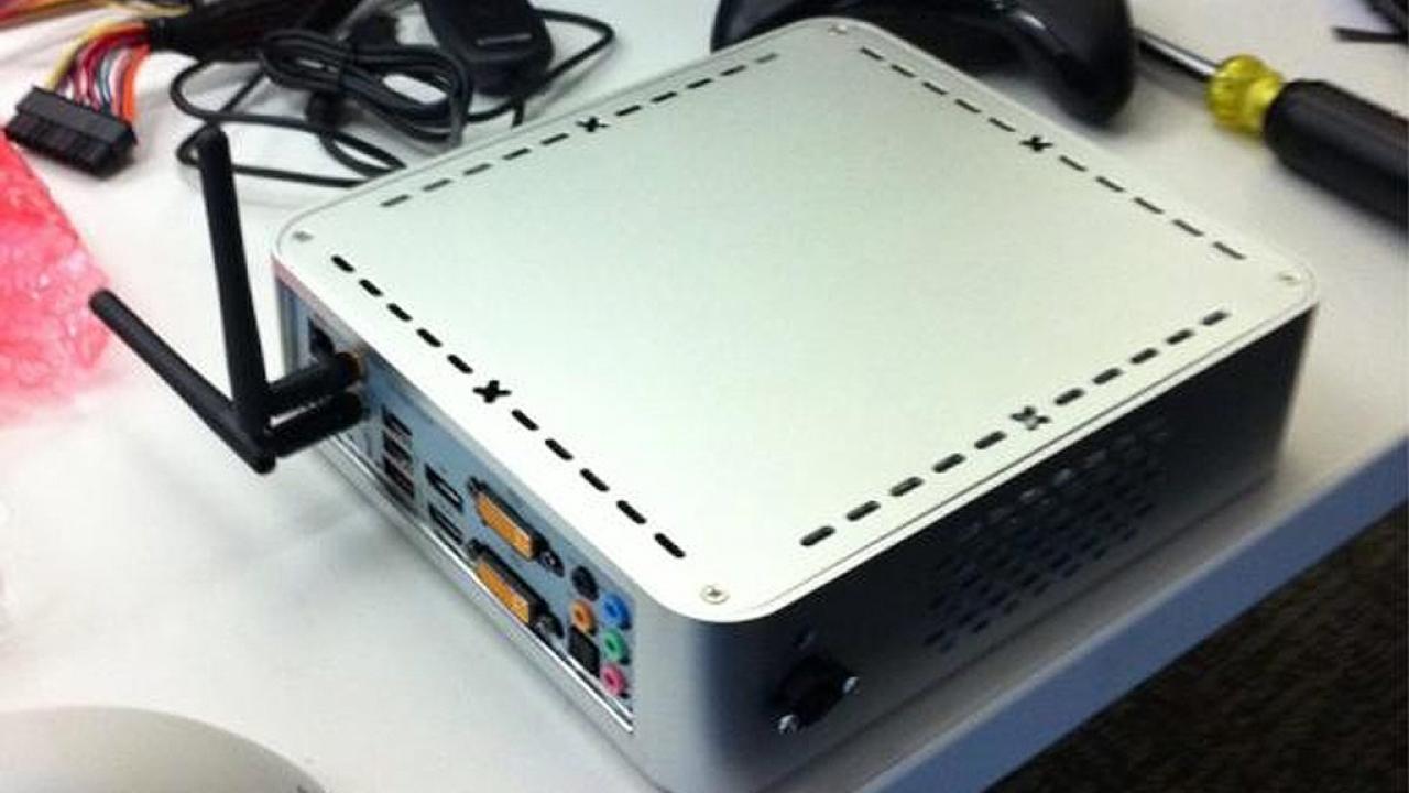 [11/05/2012] Steam Box - In den vergangenen Wochen machten Gerüchte die Runde, dass Valve im stillen Kämmerlein an einer eigenen Konsole arbeitet. Dass es Pläne für eine eigene Hardware gibt, hat Valve nicht abgestritten. Bis dahin sei es jedoch 