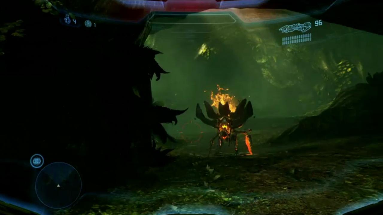 [04/06/2012] Eine Mission in Halo 4 führt uns mitten durch einen dicht bewachsenen Dschungel mit gigantischen Bäumen. Anders als so manches tropisches Setting, wartet dieses Spiel mit wunderbar inszenierter, düsterer und unheilschwangerer Atmosphäre auf. Feinde sind zwischen der ganzen Vegetation natürlich nicht zu knapp.