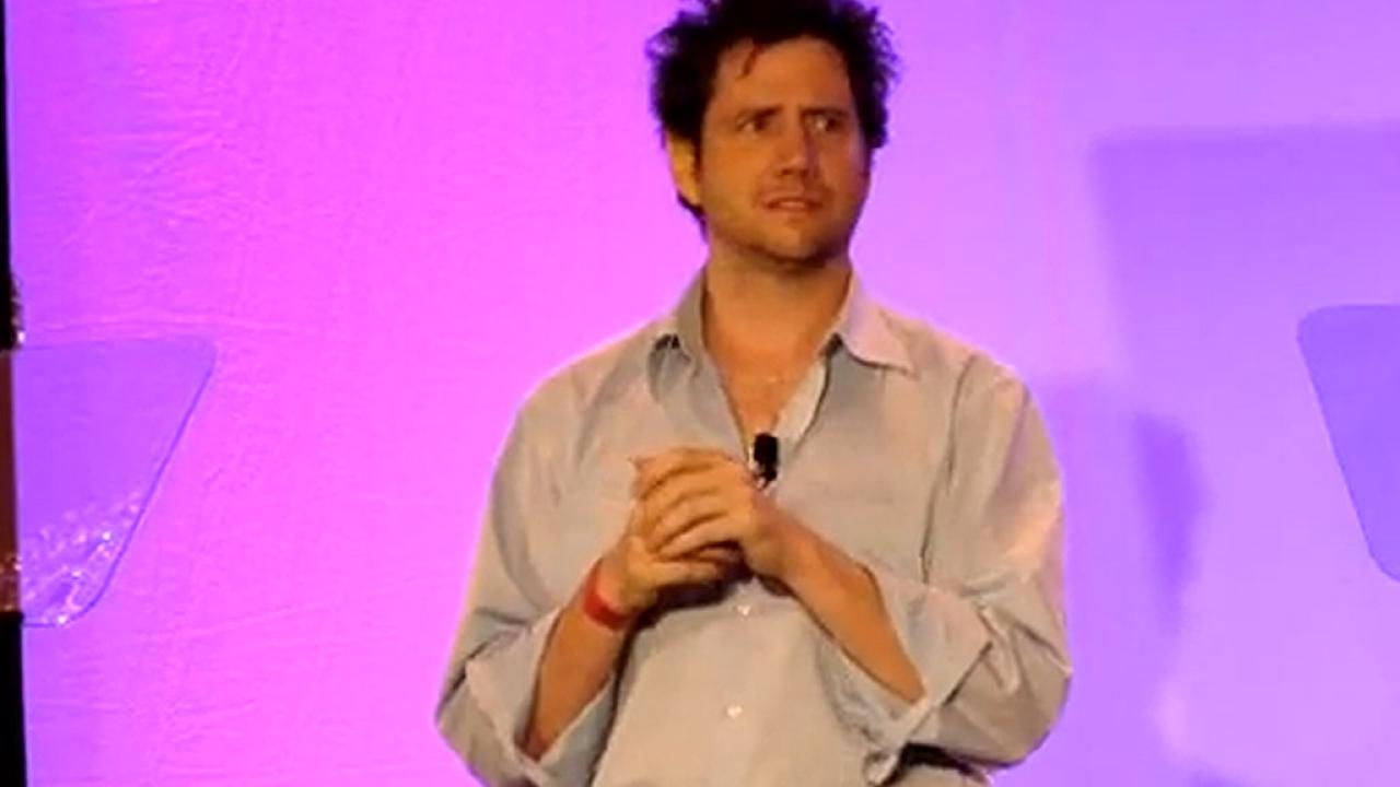 [07/06/2012] [2007] - Der Meister der schlechten Witze: Jamie Kennedy - Der Auftritt des Schauspielers Jamie Kennedy auf Activisions PK ist legendär. Kennedy war als Moderator der Veranstaltung geladen, seine Performance war jedoch voll neben der Spur. Witze unter der Gürtellinie und merkwürdige Kommentare ließen die Gäste sprachlos werden.