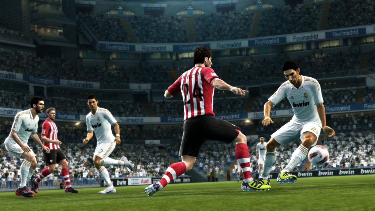 [19/06/2012] Pro Evolution Soccer 2013 erscheint am 20. September und ist damit eine Woche früher dran als der Konkurrent FIFA 13. Welchem der beiden Spiele haltet ihr die Treue? (8)