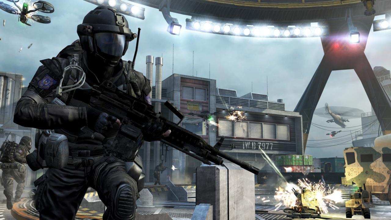 [06/06/2012] Call of Duty: Black Obst 2: Vegetarier kommen mit Black Obst 2 voll auf ihre Kosten. Während der Vorgänger knapp sechs Stunden zum Verzehr benötigte, ist dieser Hauptgang binnen 60 Minuten verspeist - und das ohne Qualitätssteigerung. Weitere Häppchen gibt es nur gegen teuer Geld. (Bild: Black Ops 2)