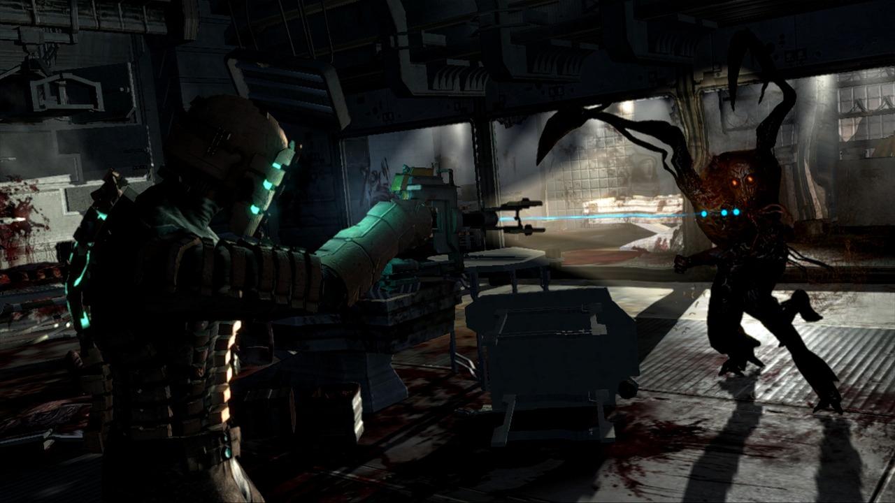 [18/07/2012] Die bevorzugte Jahreszeit des Gamers ist definitiv der Winter. Neben der gefürchteten Spielearmut im Sommerloch gibt es auch noch diese störende Erscheinung namens Sonnenlicht, die es schafft, euch gerade düstere Spiele wie Dead Space gehörig zu vermiesen. Wer soll denn da noch zielen können? Kleiner Tipp: Gardinen schaffen hier Abhilfe!