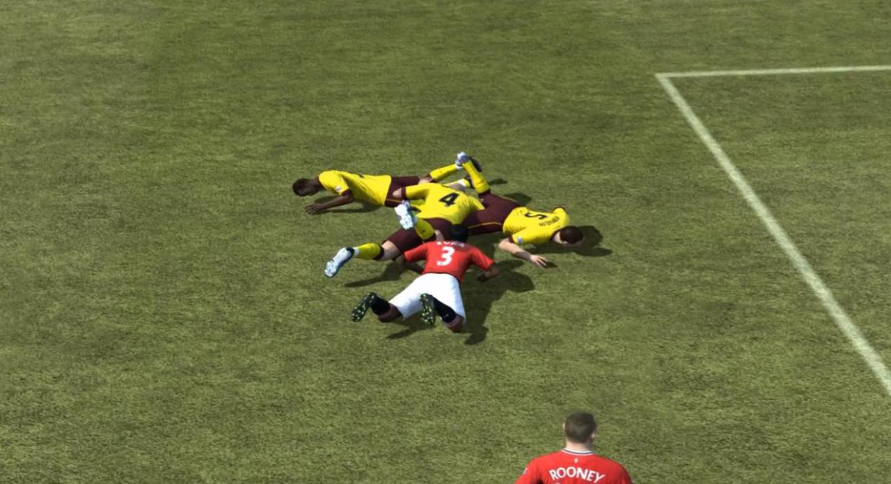 [27/08/2012] FIFA 12 Als revolutionäre Neuerung angekündigt, erwies sich die Player Impact Engine schon bald als Fail-Grube. Munter übereinander stürzende Spieler, durch die Luft segelnde Torhüter und Glitches am laufenden Band. In der Beta war es sogar derart buggy, dass EA das 