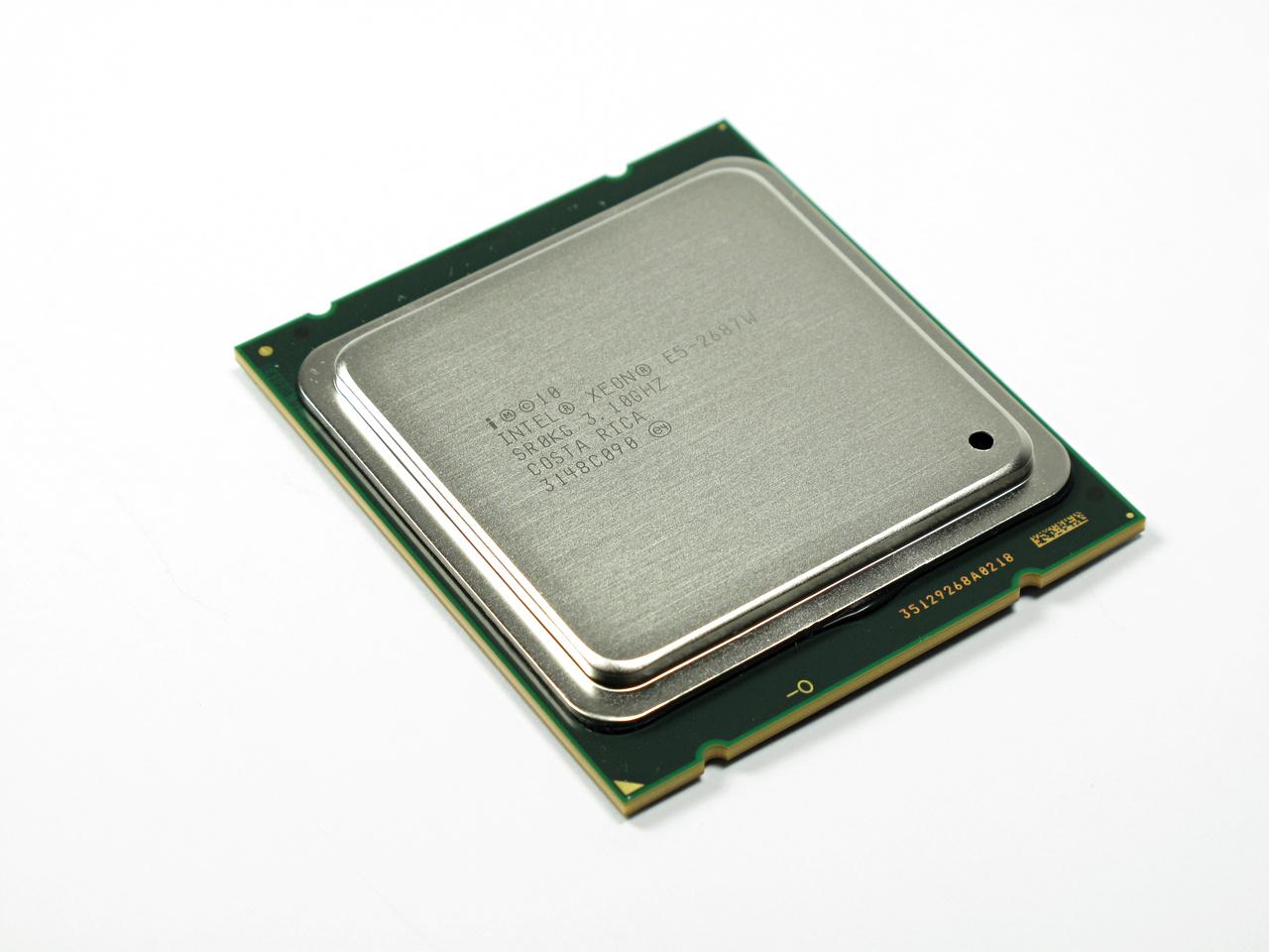 [22/08/2012] Intel Xeon, hier ein E5-2867W