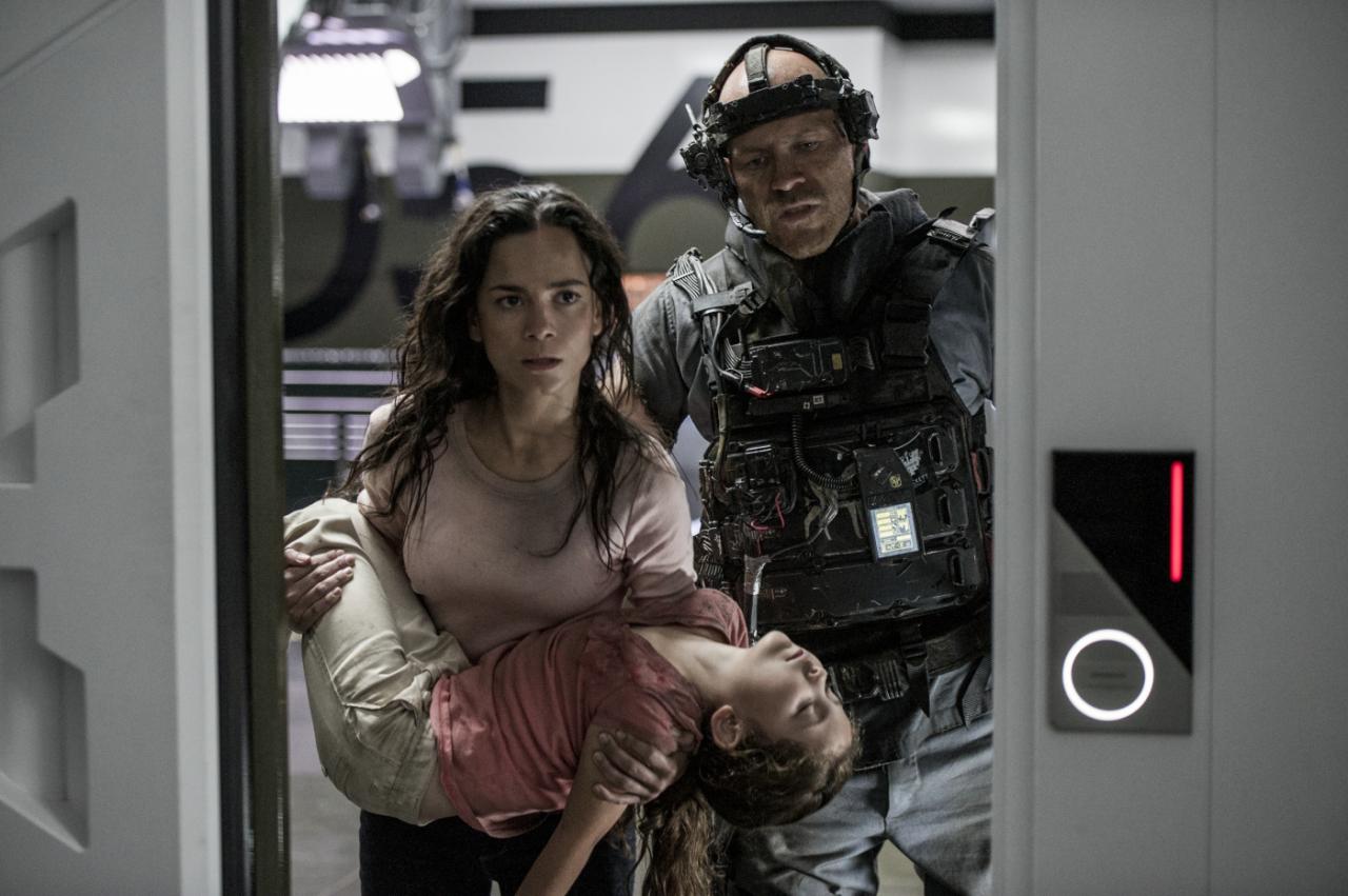 [22/05/2013] Alice Braga (Frey) mit Emma Tremblay und Josh Blacker (