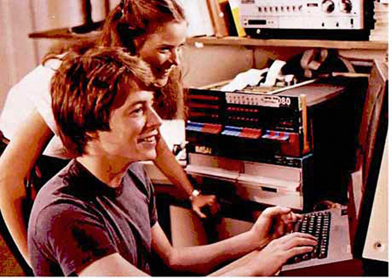 [05/06/2013] Der Kultfilm War Games - Inmitten des Kalten Kriegs hackt sich der Teenager David unabsichtlich in den Computer des US-Atomraketen-Abwehrschirms. Er glaubt, er würde ein brandneues Videospiel zocken, ein Strategiespiel! Er löst in Wirklichkeit aber den Startbefehl für einen Atomschlag auf Russland aus.