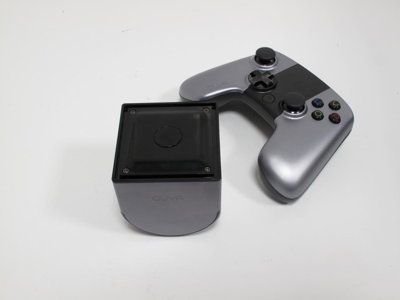 [27/06/2013] Bevor ihr unterm Weihnachtsbaum eine Ouya erblickt, wollen wir lieber gar kein Geschenk. Nur um ein wenig Geld zu sparen und eine kostengünstigere Alternative zur Xbox One und PS4 zu ergattern... Nun ja. Wie gesagt. Dann lieber gar nichts.