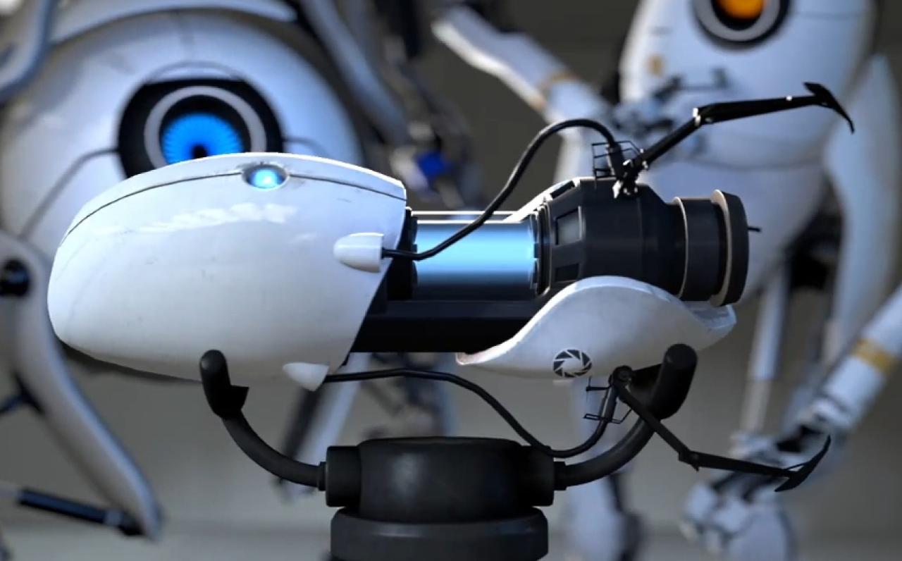 [27/09/2013] Die Portal Gun aus der Portal-Reihe ist ebenfalls nicht tödlich. Da sie aber zwei miteinander verbundene Portale schießt, kann sie prinzipiell auch zum Ausschalten von Gegnern verwendet werden - und das auf allen nur erdenklichen Wegen. Wer wünscht sich denn nicht, den nervigen Nachbarn auf den Mond teleportieren zu können?