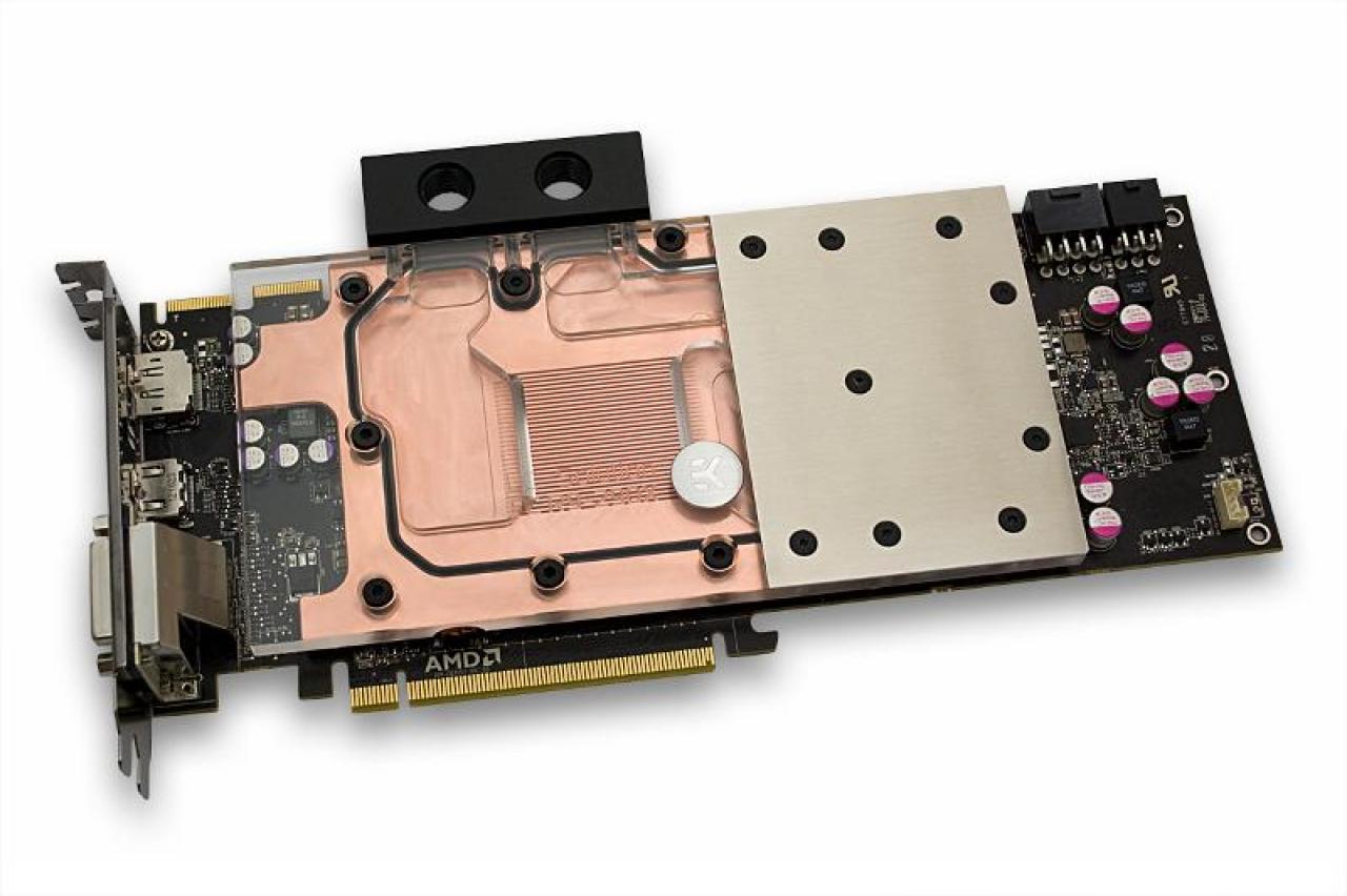 [23/10/2013] Montierter Wasserkühlungs-Kühlkörper passend für die AMD R9 290X von EK Waterblocks