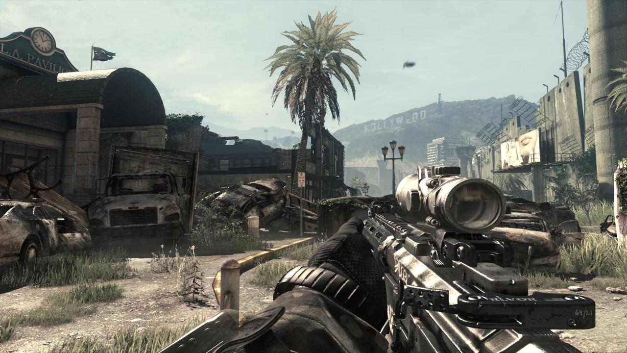 [05/11/2013] Wer sich gerne mit Leib und Seele in Ego-Shooter wie Call of Duty hineinsteigert, hat es nicht immer leicht. Von defekten Controllern bis hin zur demolierten Inneneinrichtung: Man weiß nie, worauf man sich gefasst machen muss. Oder worauf sich die Nachbarn gefasst machen müssen.