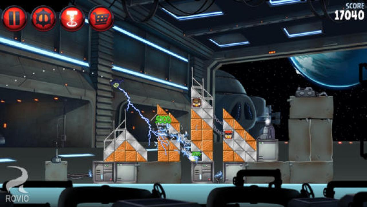 [21/12/2013] Vom Nintendo 3DS bis hin zu den Next-Gen-Konsolen ist Angry Birds Star Wars für nahezu jede Plattform erhältlich. Warum ausgerechnet Star Wars? Wir haben keine Ahnung. Aber irgendwie hat es ja schon etwas verdammt Cooles. Möge die Macht mit dir sein!