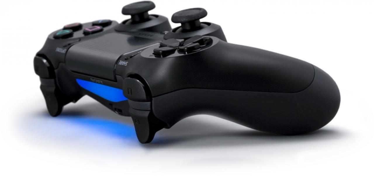 [30/01/2014] Verbesserte Sticks, längere Griffe und eine raue Oberfläche sind nur einige der Verbesserungen des Dualshock-4-Controllers gegenüber seinem Vorgänger. Der Langzeittest wird zeigen, wie robust das Pad noch nach vielen Monaten sein wird.