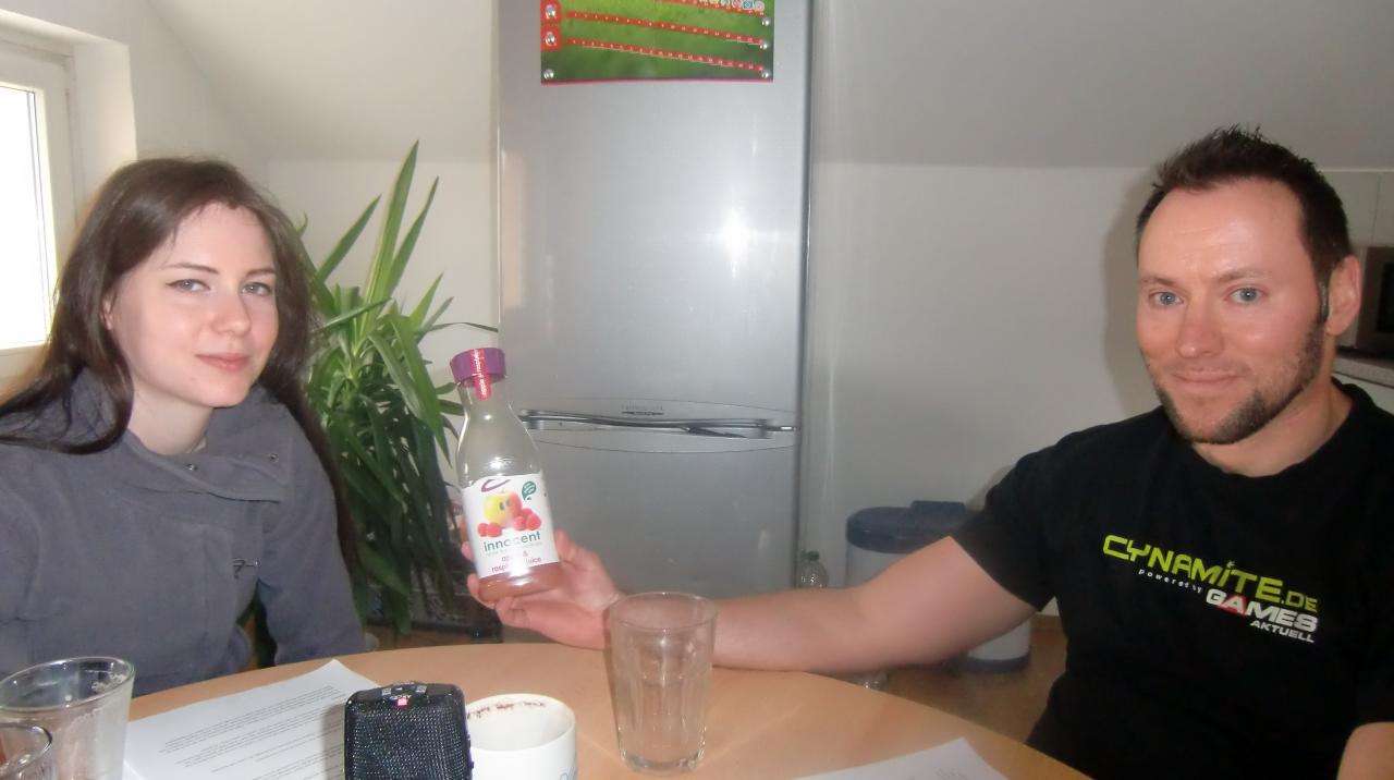 [11/02/2014] Innocent heißt der Frühstücksdrink, den Katha mitgebracht hat - aaaahja ...