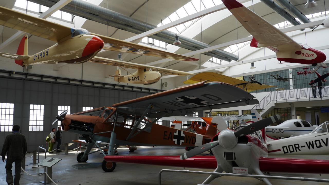 [31/03/2014] In der Sammlung der Luftwerft finden sich einige bemerkenswerte Ausstellungsstücke. (3)