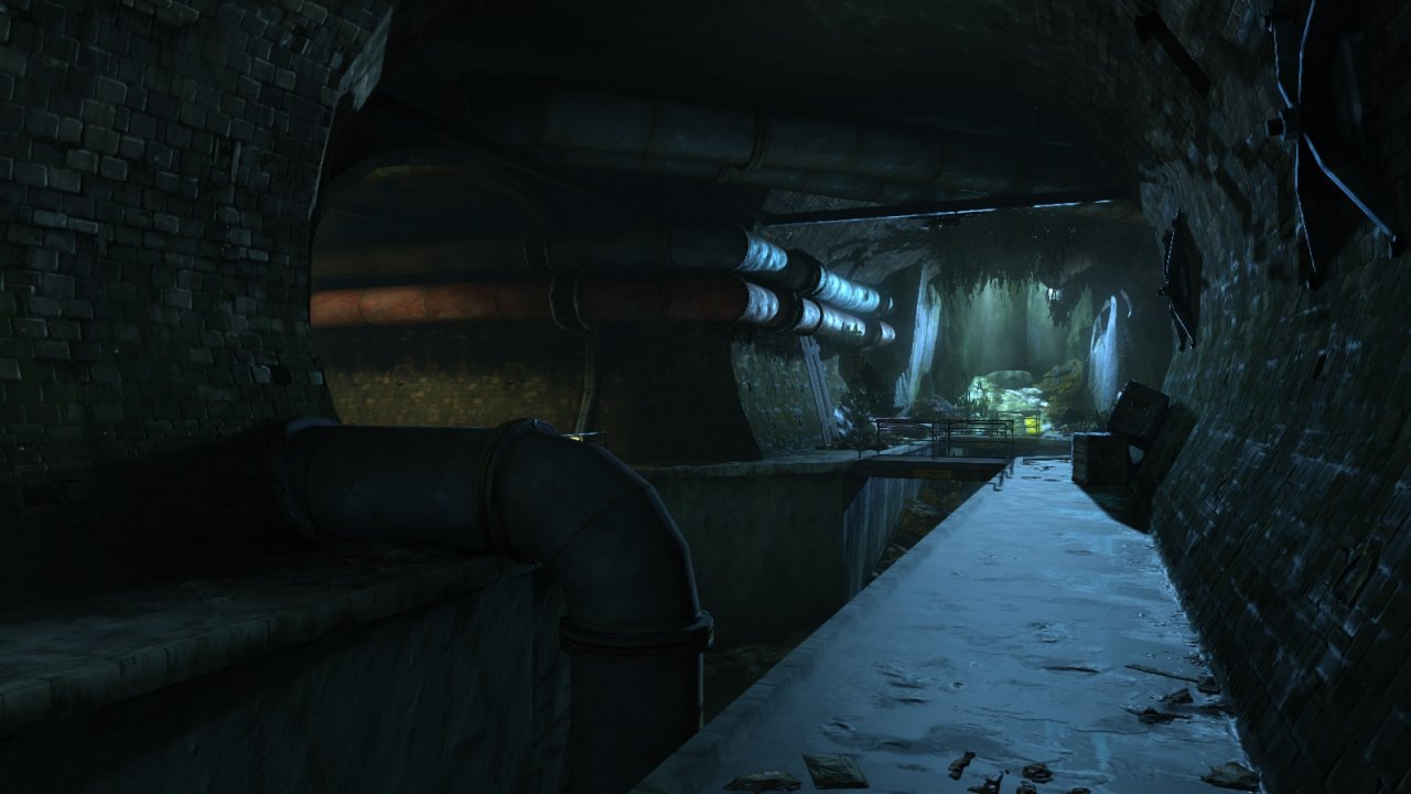 [08/09/2014] Wer Dishonored gespielt hat, der weiß, dass man mehr als nur einmal durch die Kanalisation waten darf. Man werfe noch ein paar Rattenschwärme hinzu, die einem dem Weg versperren und mit Leichtigkeit zerfleischen, wenn man ihnen zu nahe kommt und schon hat man den idealen Grund, durch das Brackwasser da unten zu schwimmen. Später kommen dann auch noch Weiner hinzu, vor denen man sich in Acht nehmen darf. Geächteter zu sein, ist eine ganz schön dreckige Sache.