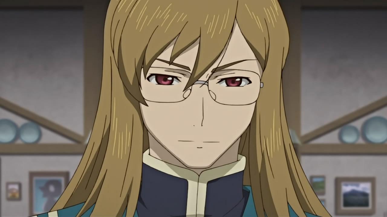 [12/09/2014] Jade Curtis halt mit seiner Meinung in Tales of the Abyss hinterm Berg. Der oft sarkastische Zug seiner Kommentare hält ihn jedoch nicht davon ab, logische Schlüsse zu ziehen und messerscharfem Verstand vorzugehen. Als ehemaliger Forscher kann er selbstverständlich auch mit einer hübschen, kleinen Brille aufwarten.
