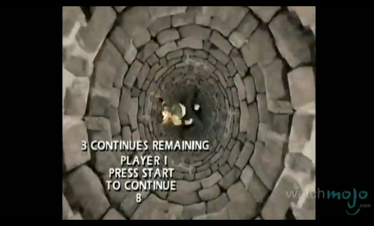 [15/09/2014] Mortal Kombat ist als eine der brutalsten Spielereihen bekannt, die es gibt. Das wundert uns auch nicht, so viel Blut wie in diesen Spielen immer fließt. Mortal Kombat 4 geht dabei auch sicher, dass wir diese Tatsache niemals vergessen, selbst wenn wir sterben. Im Game-Over-Screen fallen wir einen scheinbar endlos langen Brunnen hinunter, drehen uns um uns selbst und rudern mit Armen und Beinen, bis wir dann doch endlich am Boden des Quells ankommen und prompt auf ein paar Spitze Metallpflöcke klatschen, die aus der Erde ragen.
