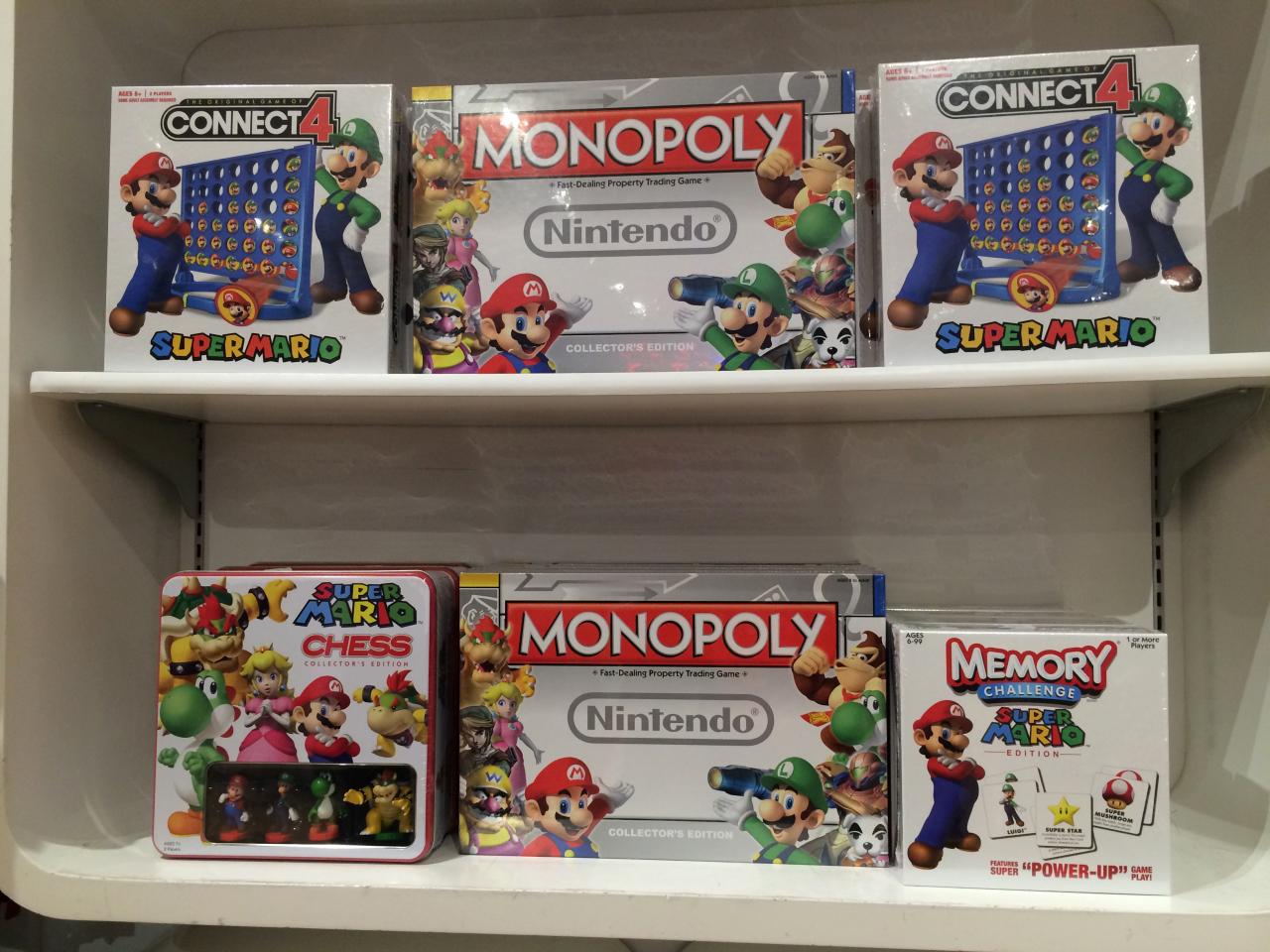 [25/09/2014] Nintendo World in New York: Das Nintendo-Kaufhaus ist Teil des Rockefeller Centers, eine der bekanntesten Adressen in Manhattan. (19)