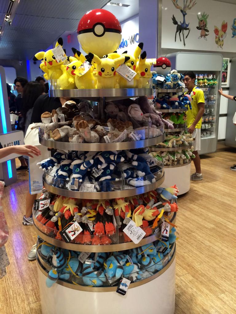 [25/09/2014] Nintendo World in New York: Das Nintendo-Kaufhaus ist Teil des Rockefeller Centers, eine der bekanntesten Adressen in Manhattan. (4)