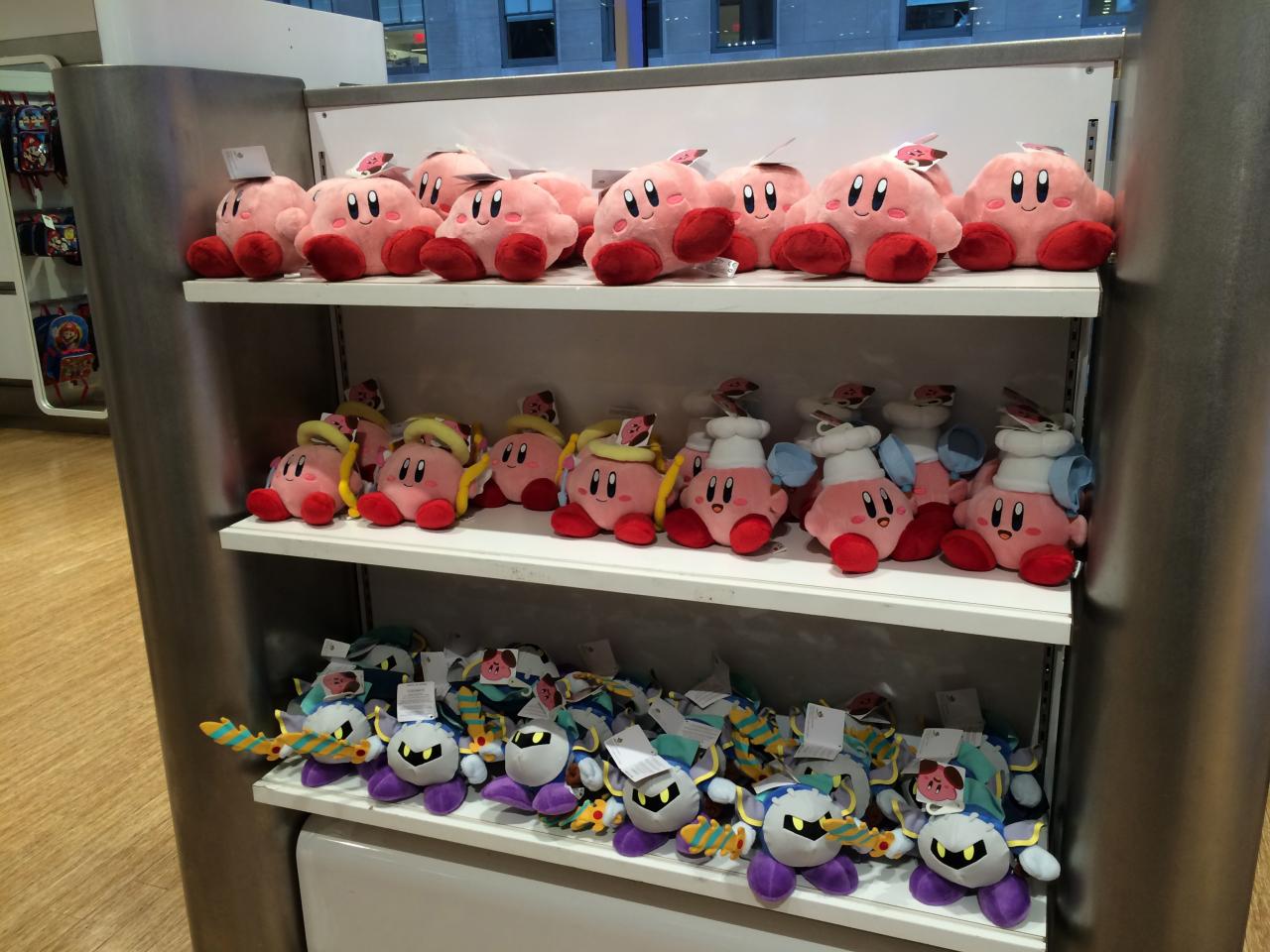 [25/09/2014] Nintendo World in New York: Das Nintendo-Kaufhaus ist Teil des Rockefeller Centers, eine der bekanntesten Adressen in Manhattan. (6)