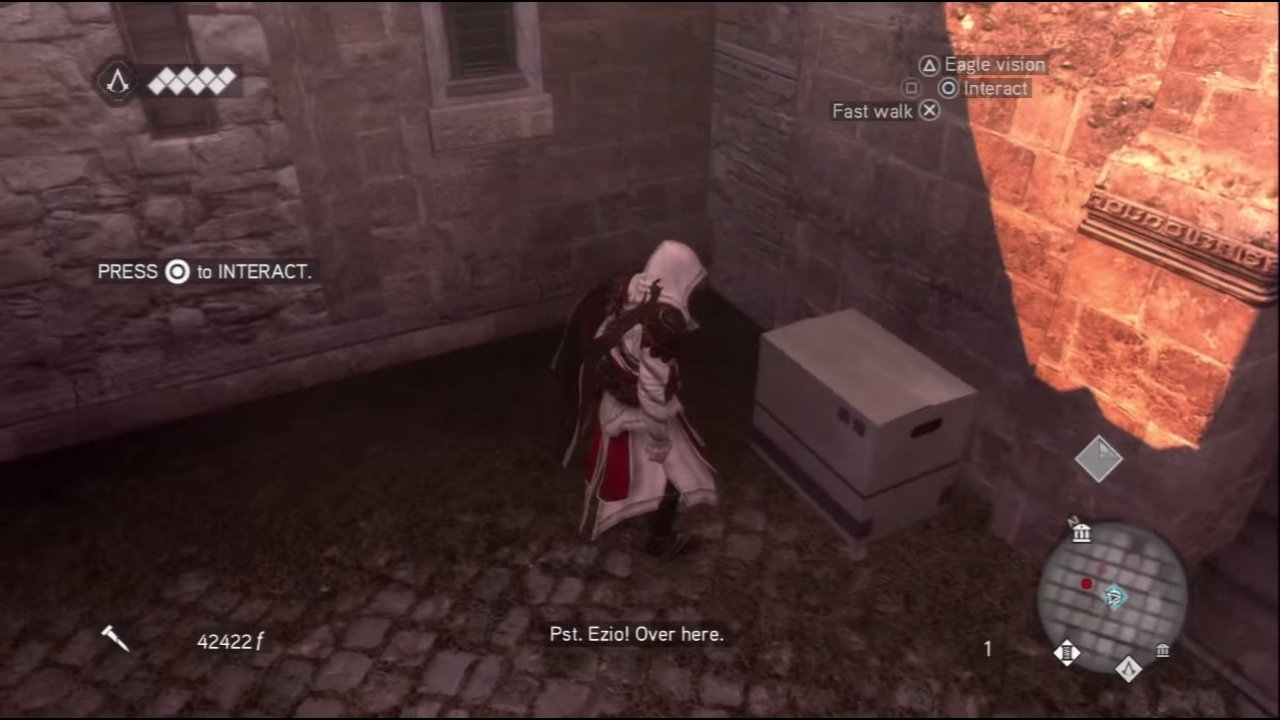 [29/10/2014] In Assassin's Creed: Brotherhood gibt es ein cooles Easteregg, bei dem wir direkt an Metal Gear Solid denken müssen. Direkt bevor wir Leonardo treffen, gibt es die Möglichkeit, sich einen netten, großen Karton anzusehen.