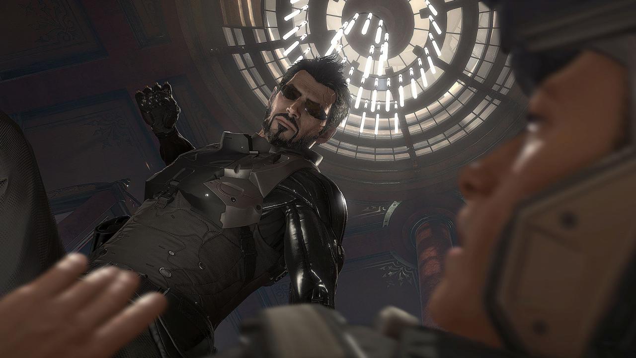 [07/10/2015] Der vierte Teil der Deus-Ex-Reihe bietet euch ein futuristisches Action-Rollenspiel. In Deus Ex: Mankind Divided befindet ihr euch im Jahr 2029. Als Adam Jensen kämpft ihr für die internationale Anti-Terror-Task-Force 29. Ziel ist es, Menschen mit bionischen Implantaten in der Bevölkerung ausfindig zu machen und in Ghettos wie das Golem-Viertel abzuschieben. Jensen schließt sich einer Gruppe von Hackern, den Juggernaut Collective an. Mit ihrer Hilfe will er die Machenschaften der Illuminaten aufdecken.
