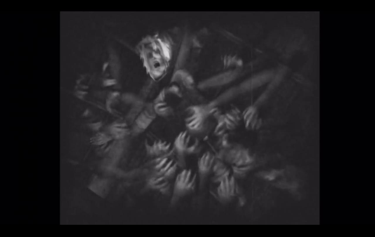 [17/12/2015] In Fatal Frame: Project Zero macht ihr euch als Miku Hinasaki auf die Suche nach eurem verschwundenen Bruder. In einer verlassenen Villa verfolgen euch die Geister der Verstorbenen. Eure einzige Waffe gegen die ruhelosen Seelen ist eine Kamera Obskura mit der ihr Fotos von den Gespenstern macht.