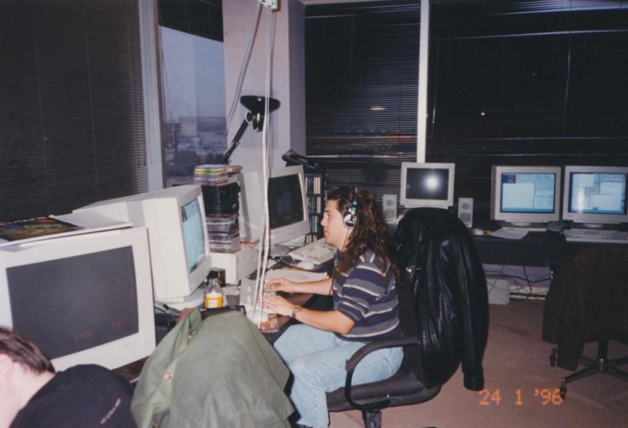 John Romero an seinem Arbeitsplatz