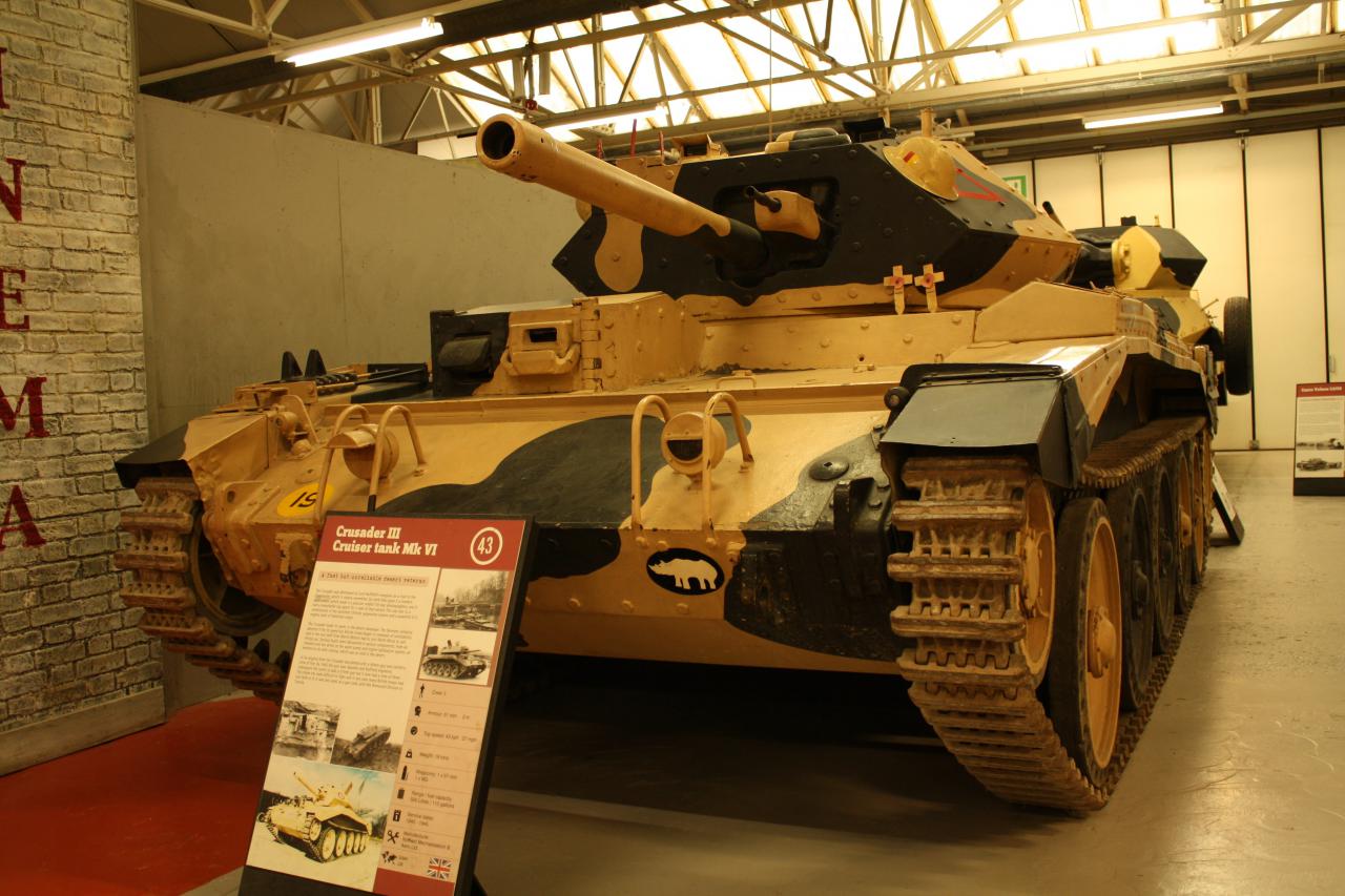 [25/02/2016] Tank Museum Bovington, Ausstellungshalle mit Exponaten des Zweiten Weltkriegs - hier: ein Crusader III