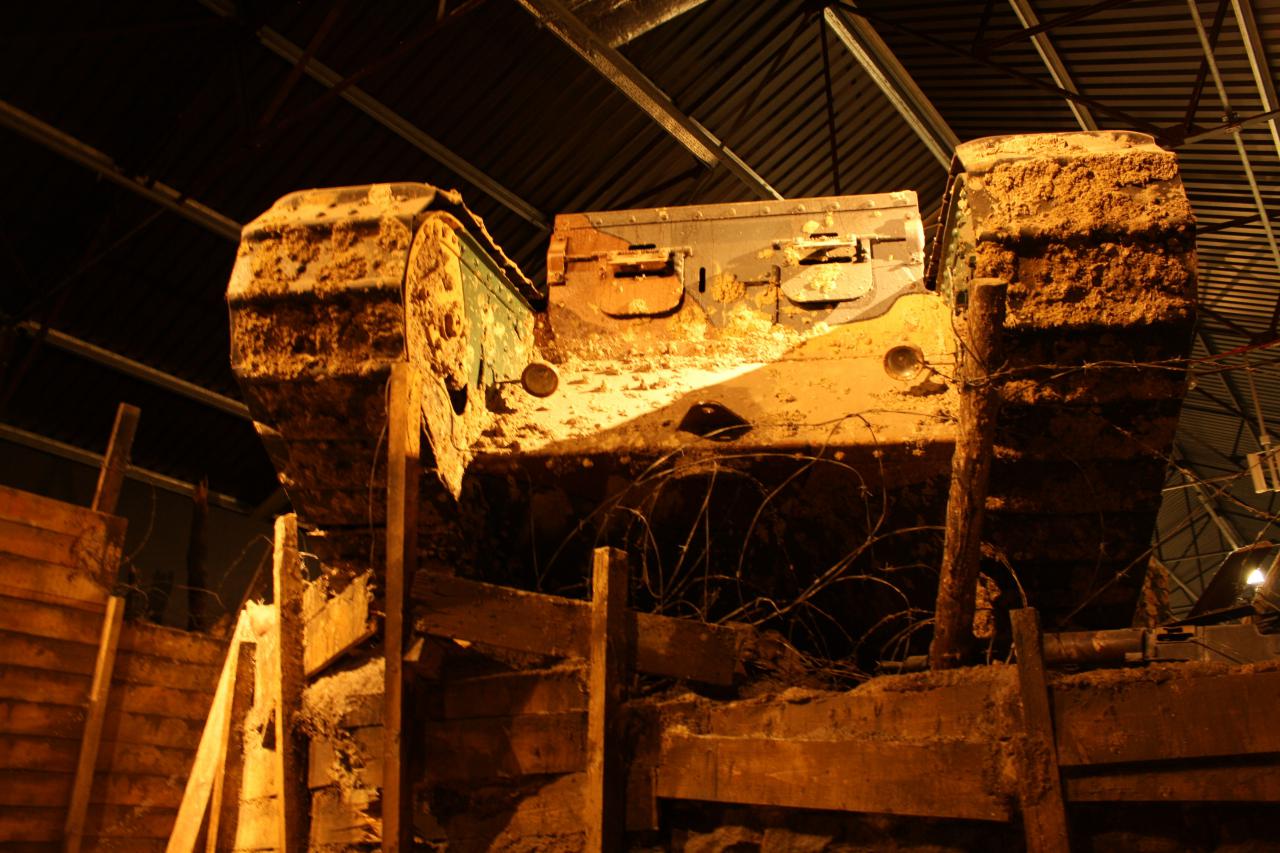 [25/02/2016] Tank Museum Bovington: Erst mithilfe von Panzerfahrzeugen gelang den Alliierten 1916 der Durchbruch im Ersten Weltkrieg an der Westfront.