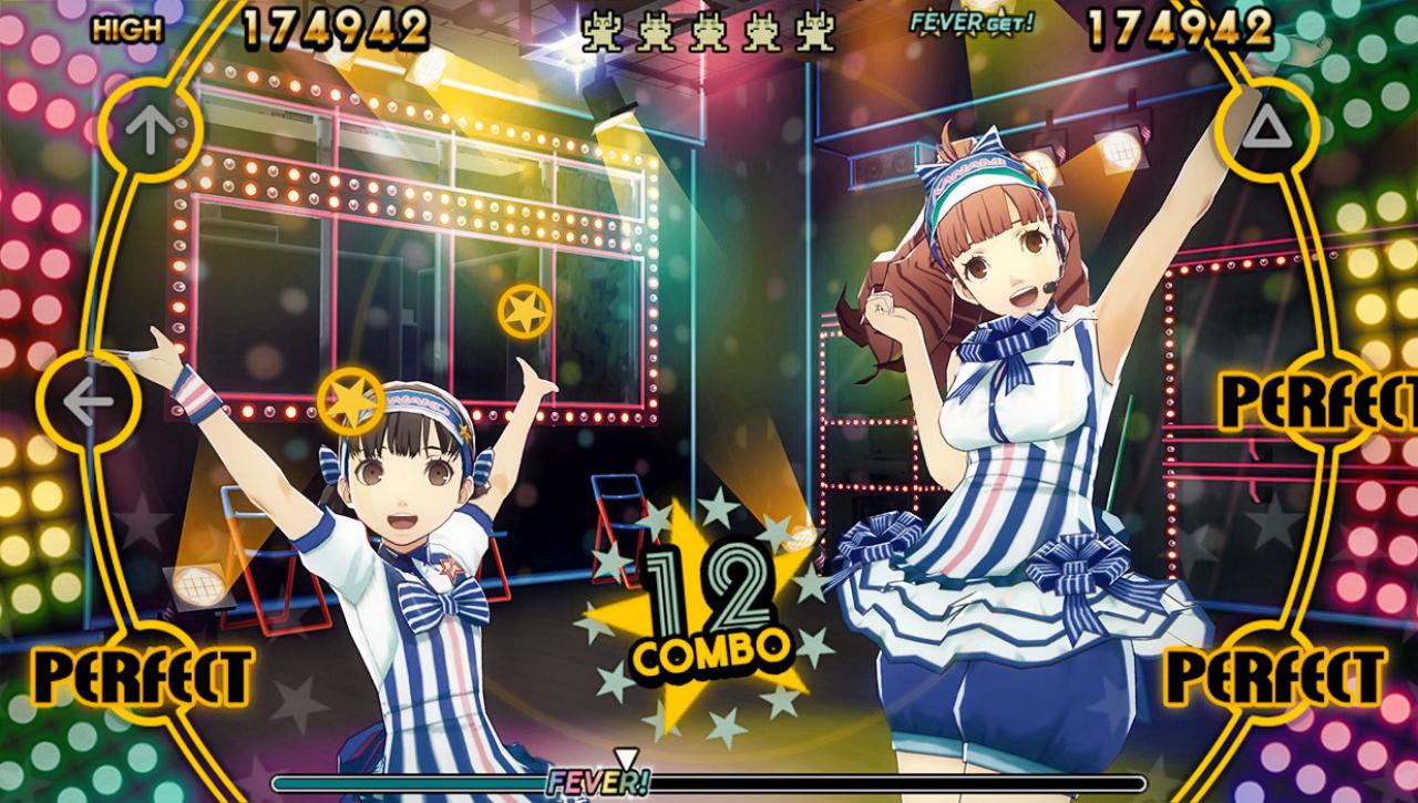 [12/02/2016] Klein und Groß: Auch die kleine Nanako mischt mit. Neben bekannten Helden trifft man auch auf neue Charaktere wie etwa Kanami rechts im Bild. (PS Vita)