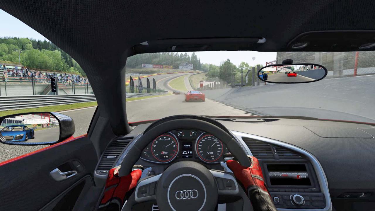[13/04/2016] Schlangenlinie: Kein ernsthaftes Rennspiel kommt ohne den malerischen Kurs in Spa-Francorchamps aus. Wie alle anderen Strecken auch, wurde die Ardennen-Achterbahn für Assetto Corsa lasergescannt. (PS4)