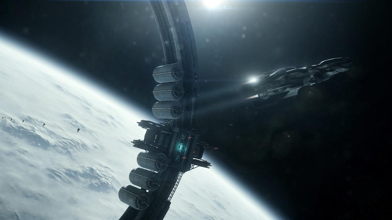 [19/08/2016] Die Freelancer passiert eine Weltraumstation.