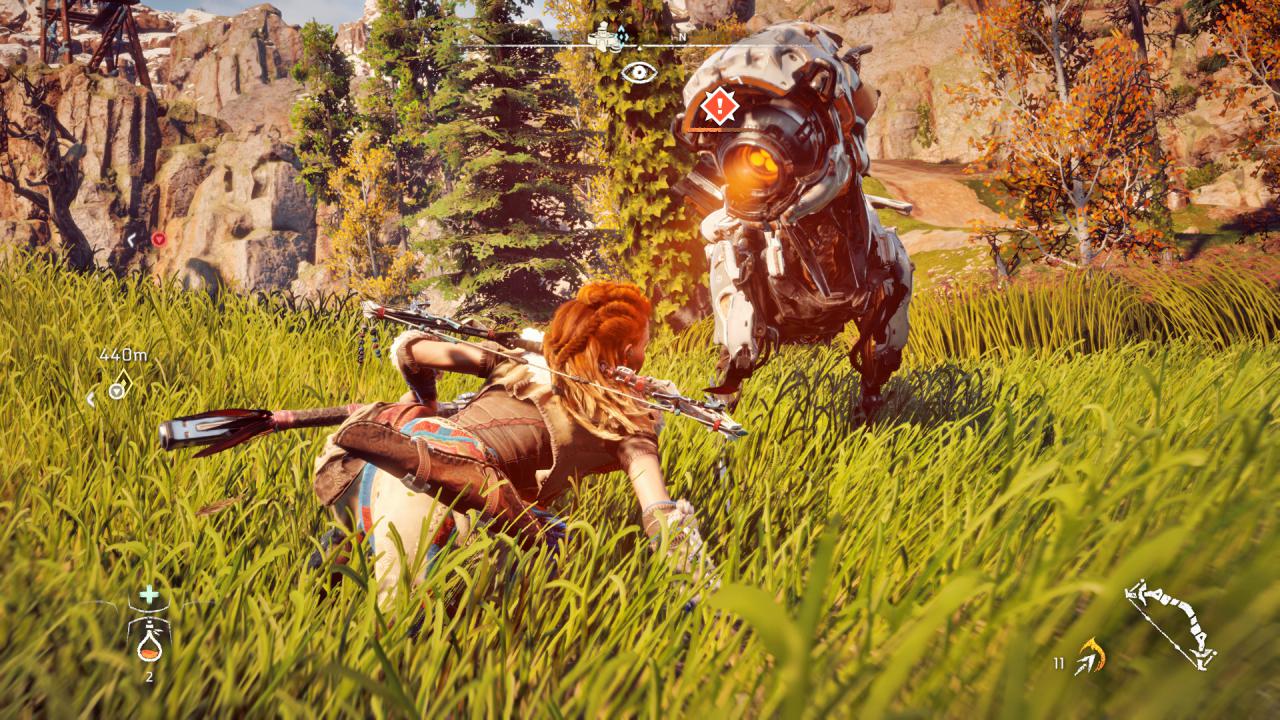 [08/09/2016] Gelenkig: Ohne blitzschnelle Ausweichmanöver ist man in einem Gefecht so gut wie chancenlos. Gut, dass sich Aloy so geschmeidig wie eine Raubkatze bewegt. (PS4)