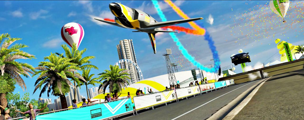 [11/11/2016] Flugzeug vs. Centenario: Die Schaurennen locken jede Menge Fans an, was im Grunde das eigentliche Spielziel von Forza Horizon 3 ist. (Xbox One)
