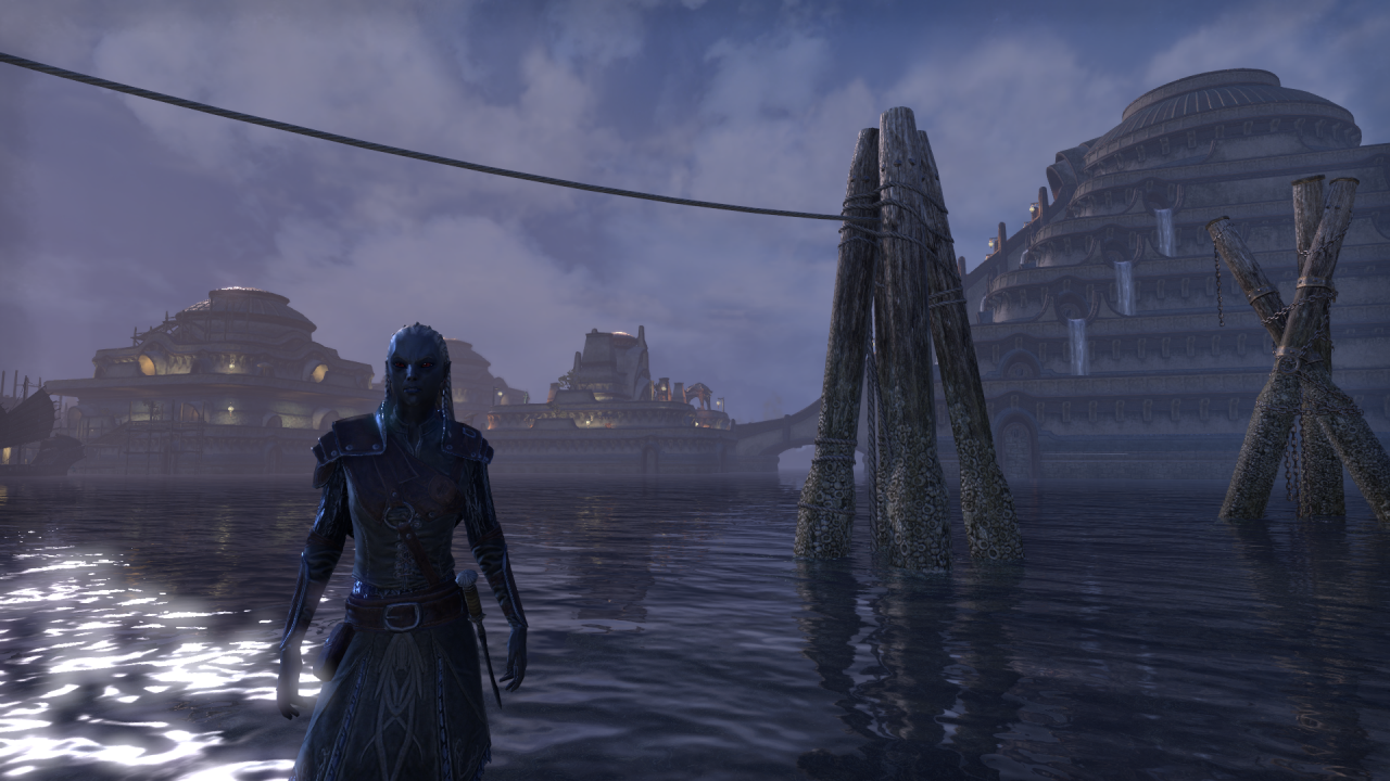 Das fürstliche Vivec bietet auch bei Nacht eindrucksvolle Anblicke.