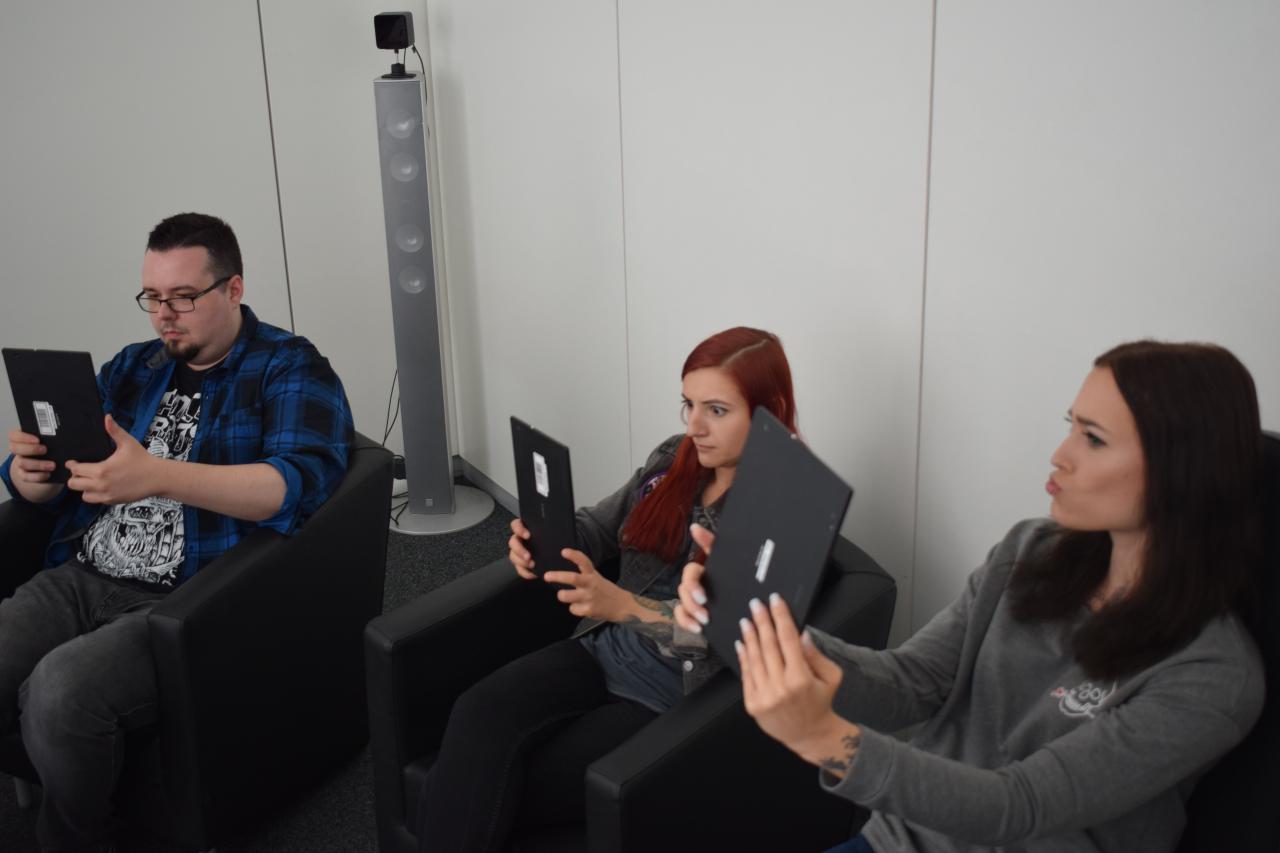 [30/06/2017] Die Redakteure Thomas und Chris sowie Volontärin Paula und Praktikantin Kristina spielen gemeinsam Playlink: That's You.