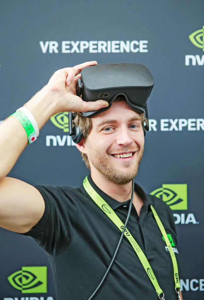 [19/01/2018] Unser Gesprächspartner Dominic Eskofier. Vor seiner Arbeit als Head of VR von Nvidia in Europa gründete er unter anderem ein VR-Startup im Silicon Valley und arbeitete bei Rockstar Games sowie bei Computec.