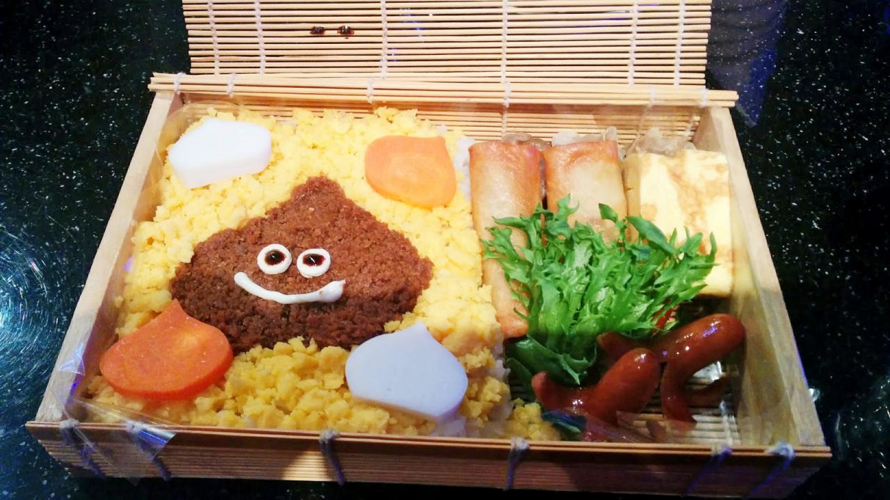 [27/03/2018] Dragon Quest-Wein, Slime-Bentos, grinsende Nikuman: Ein Besuch von Luida's Bar im Tokioter Stadtteil Roppongi ist für Dragon Quest-Fans Pflicht.